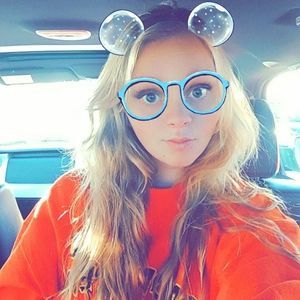 Meet your Posher, Abigaile